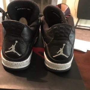 Jordan 4 Oreo size 9